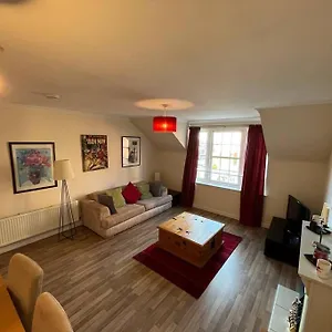 https://great-2-bedroom-flat-leith-edinburgh.edinburghhotelsuk.org